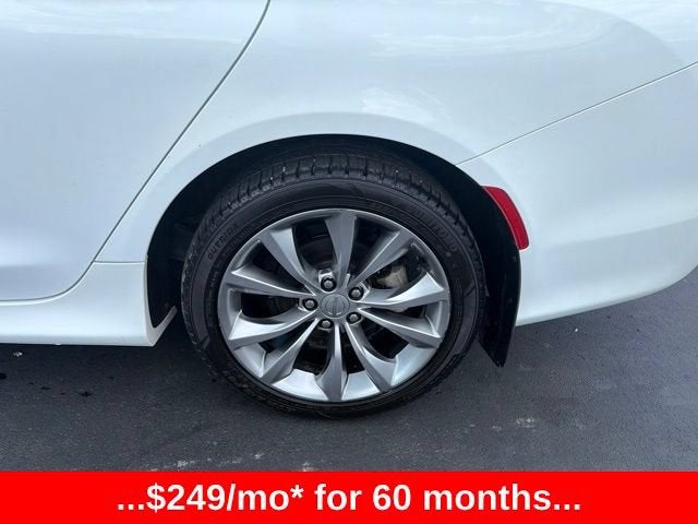 2016 Chrysler 200 S