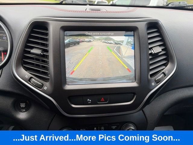 2020 Jeep Cherokee Trailhawk