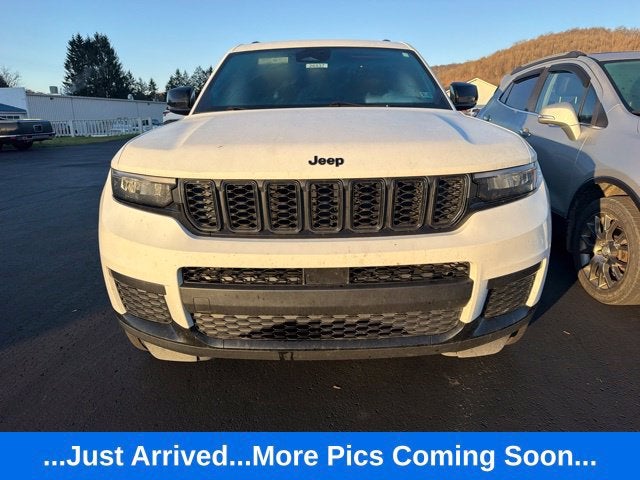 2023 Jeep Grand Cherokee L Altitude