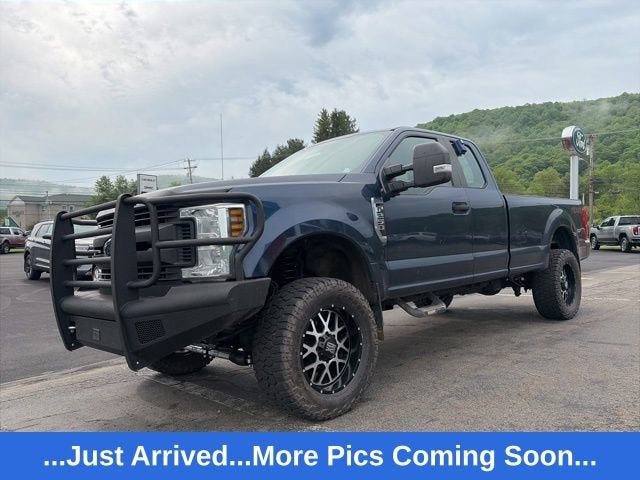 2019 Ford F-250 XL 4x4 SuperCab 8' Box's photo