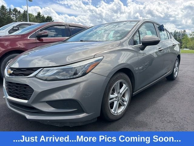 2017 Chevrolet Cruze LT Auto's photo