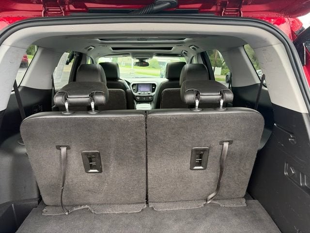 2021 GMC Acadia AT4 - Photo 6