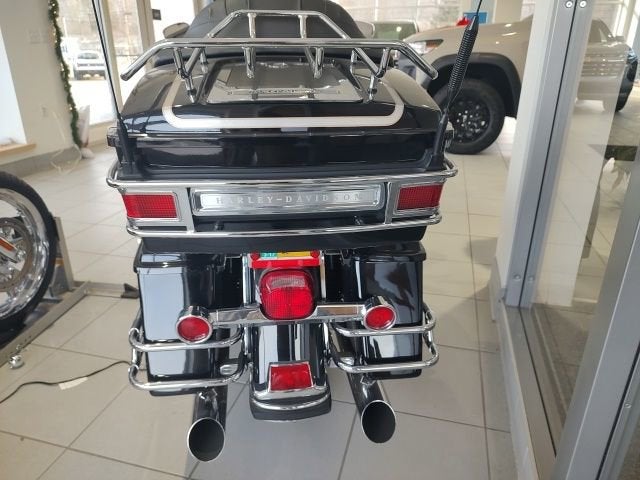 2003 HARLEY DAVIDSON ULTRA CLASSIC Base