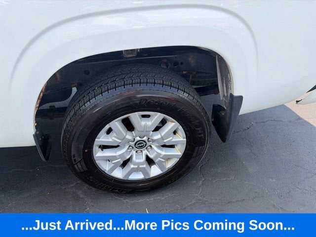 2022 Nissan Frontier SV