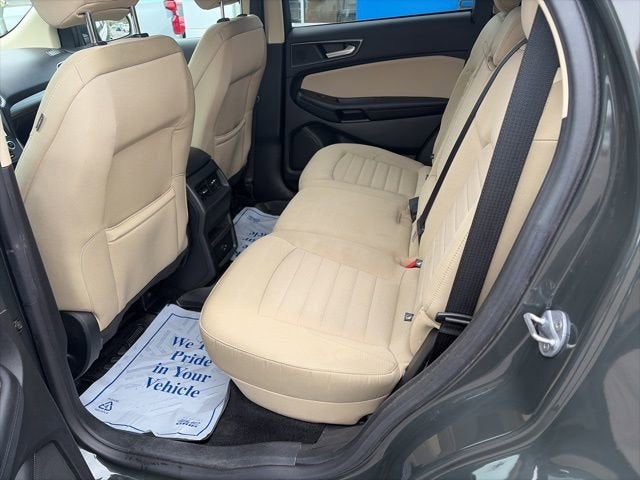 2022 Ford Edge SE
