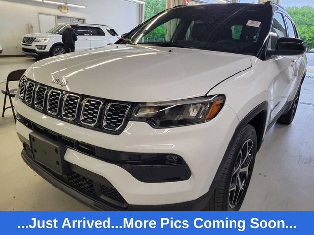 2025 Jeep Compass Limited 4X4's photo