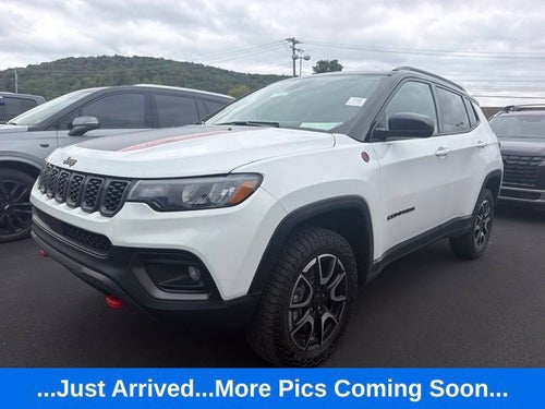 2025 Jeep Compass Trailhawk