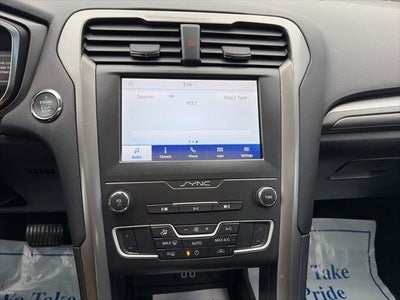 2020 Ford Fusion SE