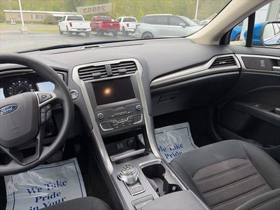 2020 Ford Fusion SE