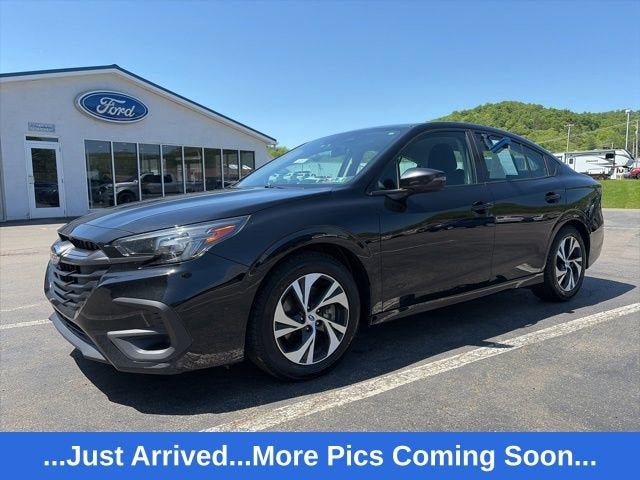 2023 Subaru Legacy's photo