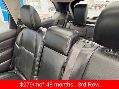 2017 Nissan Pathfinder Platinum